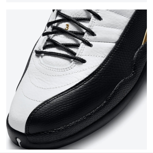 Air Jordan 12 Retro Royalty - Picture 13 of 17